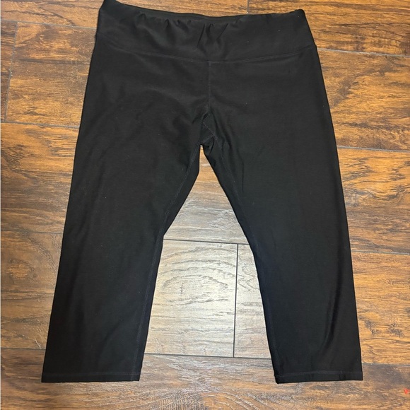 Black ODODOS Size XL Black Leggings cropped - Picture 1 of 6